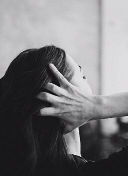 Не проживать ценности. Эмоциональное выгорание с позиции экзистенциального анализа.